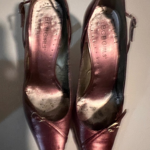 FANTASTIC BCBGIRLS METALLIC PURPLE HEELS- SIZE 7 - Picture 5 of 9